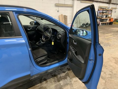 Hyundai KONA GDI SE CONNECT 17
