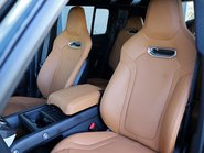 Defender 110 Commercial 13