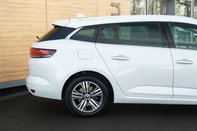 Renault Megane ICONIC E-TECH 7