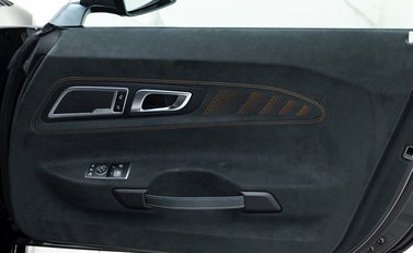 Mercedes-Benz Amg GT GT Black Series 19
