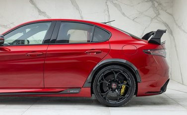 Alfa Romeo Giulia GTAm 60