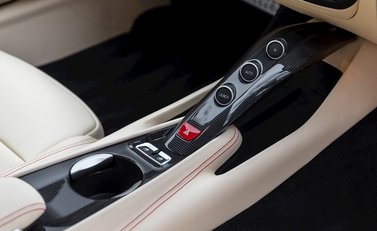 Ferrari F12 Berlinetta 17