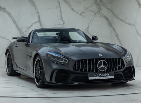 Mercedes-Benz AMG GT R Roadster 14