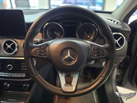 Mercedes-Benz GLA 1.6 GLA200 Sport Euro 6 (s/s) 5dr 52