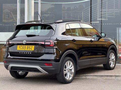 Volkswagen T-Cross SE TSI 9