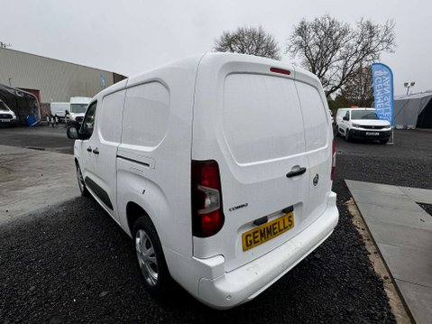 Vauxhall Combo 1.5 Combo 2300 SportIVE TD S/S 8