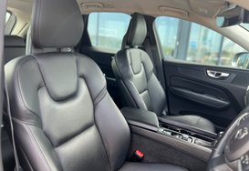 Volvo XC60 D4 MOMENTUM AWD AUTO 17