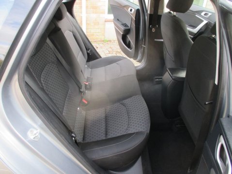 Kia Ceed 1.6 CRDi 2 NAV Sportswagon Euro 6 (s/s) 5dr 29