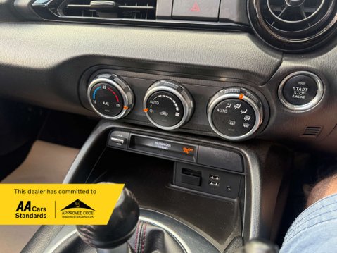Mazda MX-5 1.5 MX-5 RF SE-L Nav 2dr 32