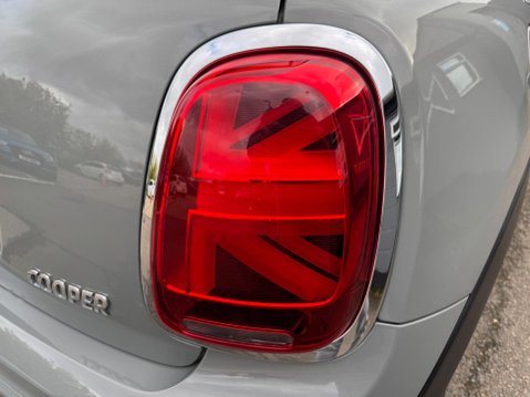 Mini Hatch 1.5 Cooper Sport Hatchback 3dr Petrol Manual Euro 6 (s/s) (136 ps) 40
