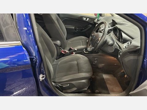 Ford Fiesta 1.0T EcoBoost Titanium Euro 6 (s/s) 5dr 6