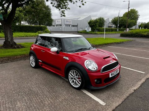Mini Hatch 1.6 John Cooper Works 3dr 29