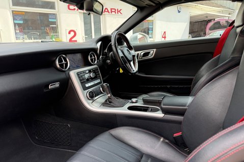 Mercedes-Benz SLK SLK250 BLUEEFFICIENCY AMG SPORT ED125..11 SERVICES..LAST OWNER 9 YEARS.. 38