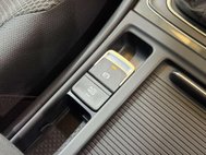 Volkswagen Golf 1.6 TDI SE Nav Hatchback 5dr Diesel DSG Euro 6 (s/s) (115 ps) 40