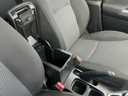 Suzuki Vitara SZ-T BOOSTERJET MHEV 28