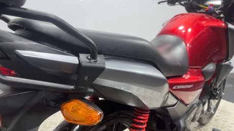 Honda CB 2021 ONLY 11K NEW MOT SERVICED ICONIC 125CC LEARNER COMMUTER BIKE 49