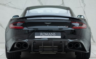 Aston Martin Vanquish S 5