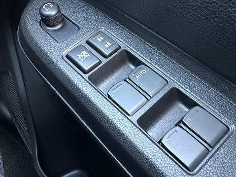 Suzuki Ignis 1.2 Dualjet 12V Hybrid SZ5 5dr 35