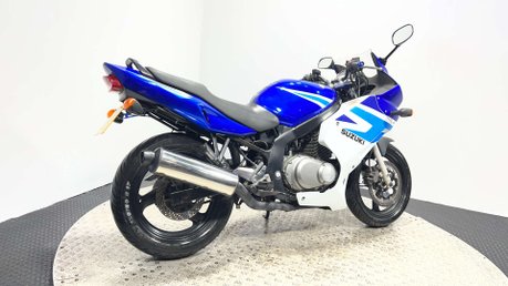 Suzuki GS500 F 2006 16K NEW MOT SERVICED WARRANTY CLASSIC 500CC COMMUTER BIKE 2