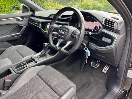 Audi Q3 1.5 TFSI CoD 35 Black Edition Sportback S Tronic Euro 6 (s/s) 5dr 68