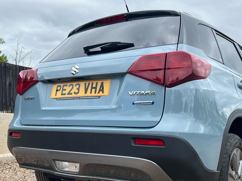 Suzuki Vitara SZ-T BOOSTERJET MHEV 18