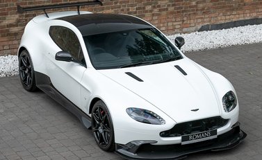 Aston Martin Vantage GT8 8