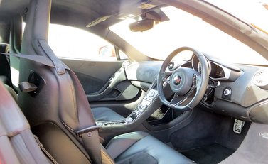 McLaren MP4-12C 10