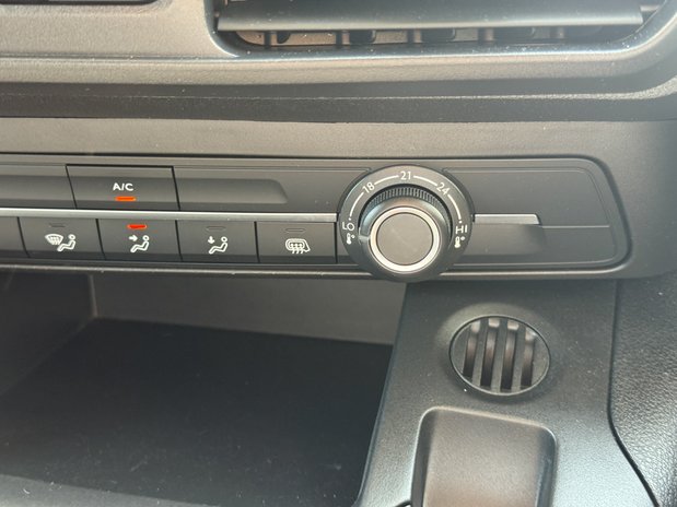 Citroen Berlingo AUTO LWB L2H1 Driver 950 Air Con Alloys Camera Nav Sensors SELECT 37