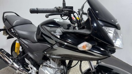 Honda CBF125 CBF 125 2011 10K NEW MOT 125CC LEARNER BIKE VERY CLEAN 10