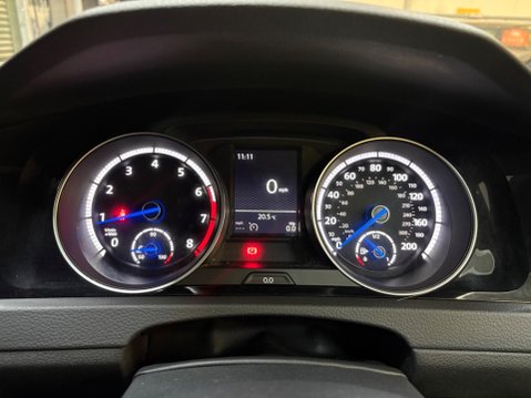 Volkswagen Golf 2.0 TSI BlueMotion Tech R 4Motion Euro 6 (s/s) 5dr 34