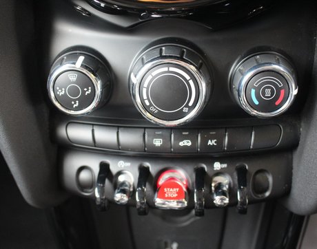 Mini Hatch COOPER 19