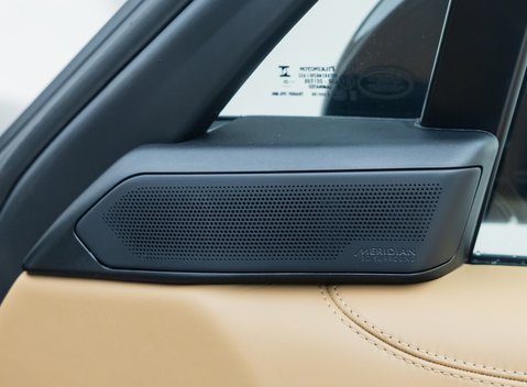 Land Rover Range Rover P440e AUTOBIOGRAPHY LWB 31