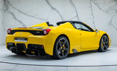 Ferrari 458 Speciale Aperta 6