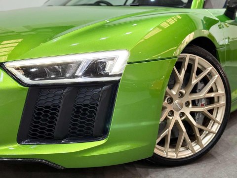 Audi R8 5.2 FSI V10 Plus S Tronic quattro Euro 6 (s/s) 2dr 15