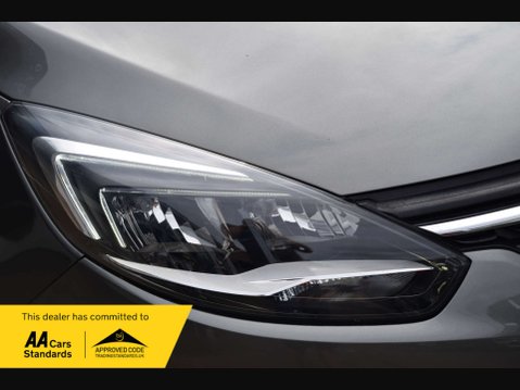 Vauxhall Zafira 1.4 Zafira Tourer SRi T 5dr 11