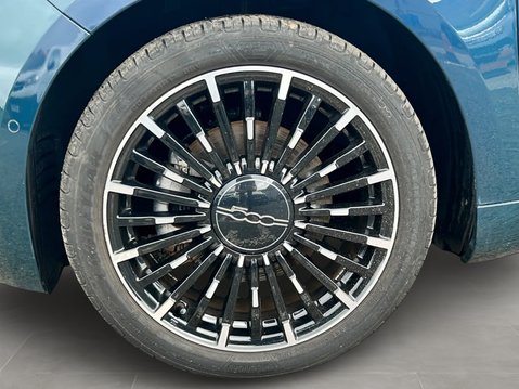 Fiat 500 87kW La Prima 42kWh 3dr Auto 13