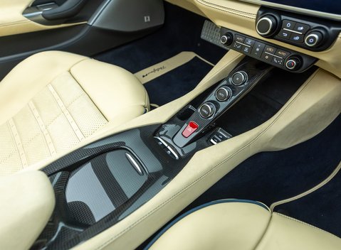 Ferrari Portofino M 24