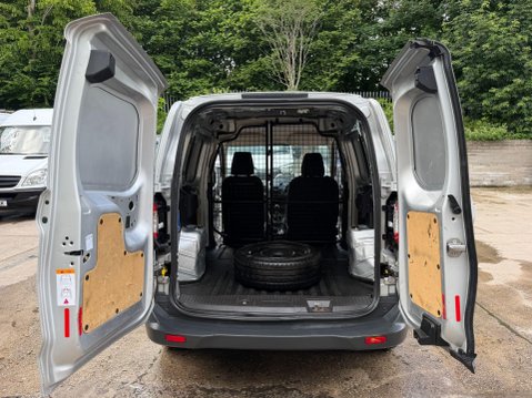 Ford Transit Courier 1.5 TDCi Panel Van 5dr Diesel Manual L1 Euro 6 (SLD) (75 ps) 29