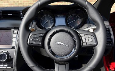 Jaguar F-Type V6 S Convertible 26