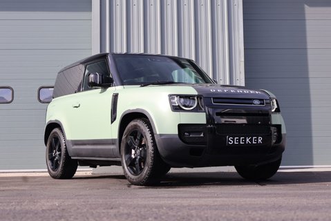Land Rover Defender 90 75TH LIMITED EDITION SUPER LOW MILES MATT PPF WRAP  3