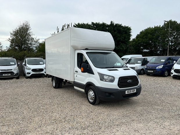 Ford Transit Luton LWB L3 350 Tail Lift EURO 6 NO VAT 4