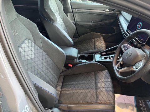 Volkswagen Golf 1.5 eTSI MHEV R-Line DSG Euro 6 (s/s) 5dr 18