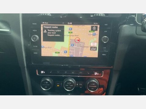 Volkswagen Golf 2.0 TSI BlueMotion Tech R DSG 4Motion Euro 6 (s/s) 5dr 7