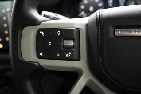 Land Rover Defender 2.0 P400e 15.4kWh X-Dynamic HSE SUV 5dr Petrol Plug-in Hybrid Auto 4WD Euro 9