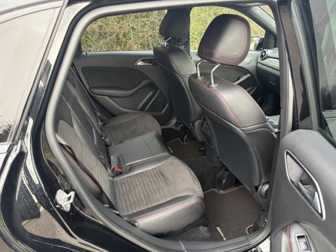 Mercedes-Benz B Class 1.5 B180d AMG Line (Premium) 7G-DCT Euro 6 (s/s) 5dr 11
