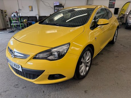 Vauxhall Astra GTC 1.7 CDTi ecoFLEX 109g SRi Euro 5 (s/s) 3dr 3