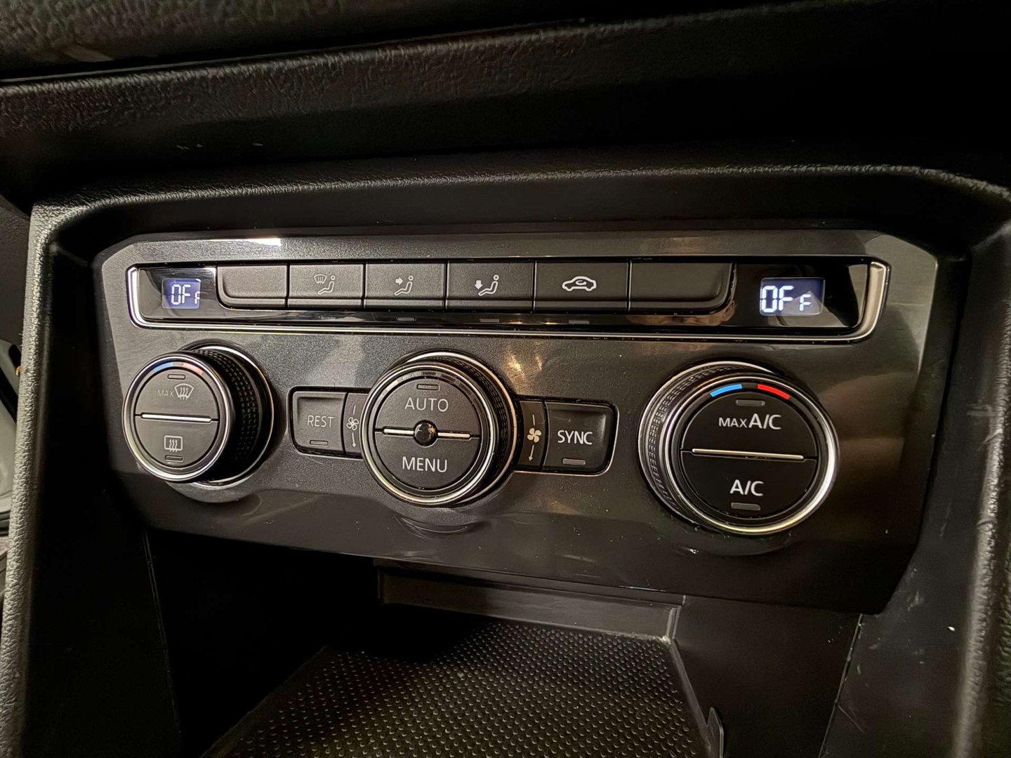 2019 Volkswagen Tiguan — image 20