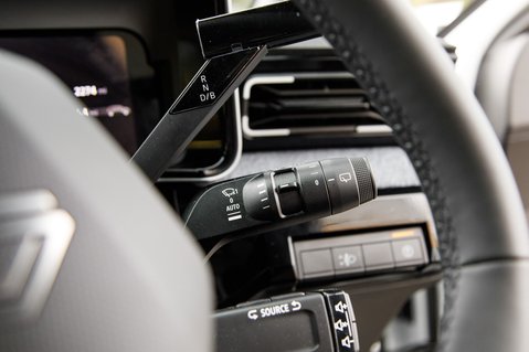 Renault 5 TECHNO E-TECH 14