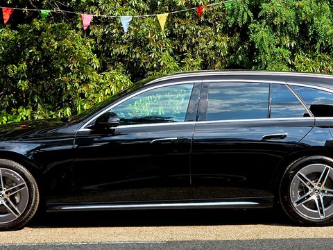 Mercedes-Benz E Class 2.0 E 300 AMG LINE Advanced E Auto 5dr 23