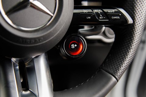 Mercedes-Benz A Class AMG A 35 4MATIC PREMIUM 21